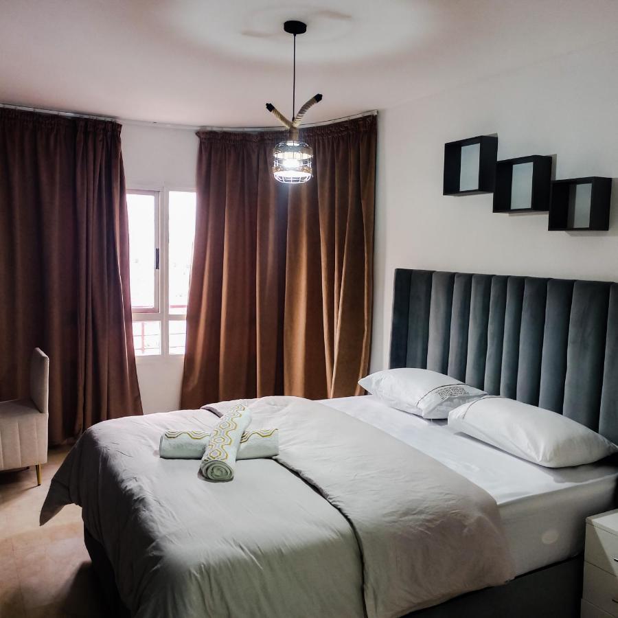 Nouveau Appartement Au Plein Centre-Ville En Face Hilton Tanger Ngoại thất bức ảnh